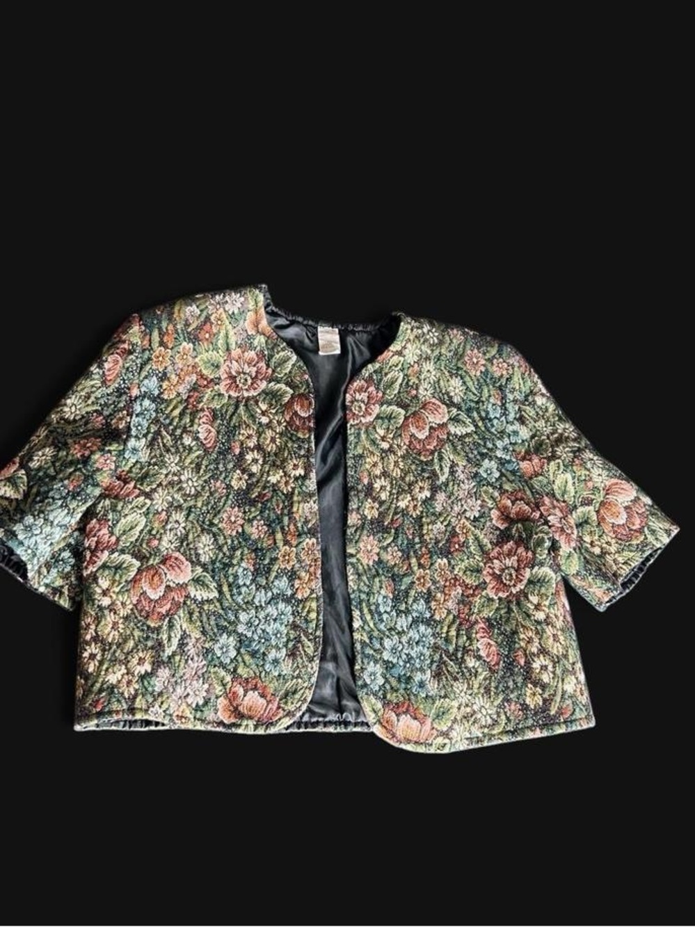 Floral tapestry crop short sleeved jacket